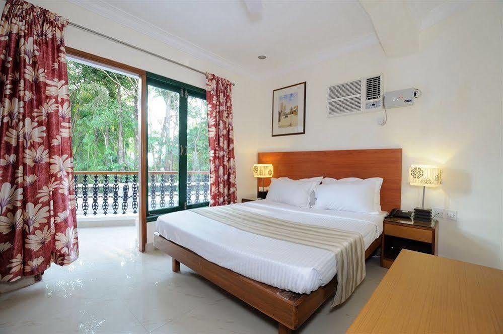 Hotel Brisa Marina Caranzalem Εξωτερικό φωτογραφία